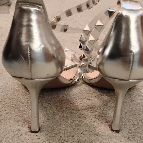 Steve Madden Women’s Clear Stap Heels studded - Picture 3 of 6